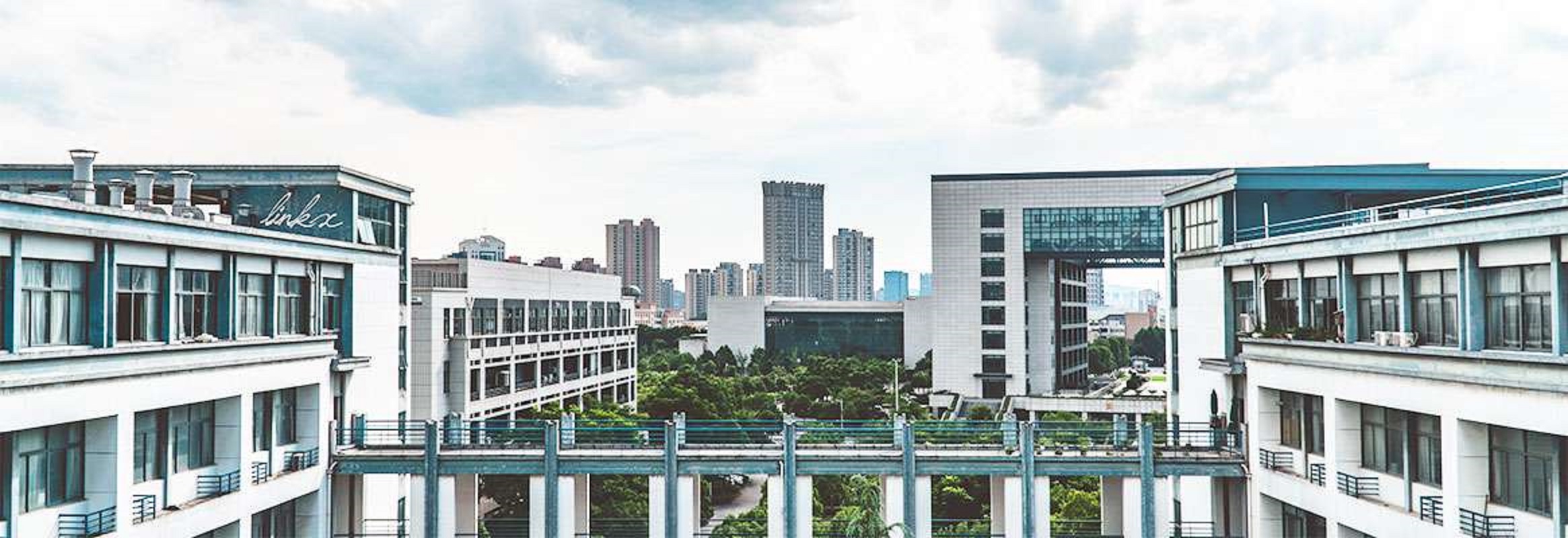 HUZHOU UNIVERSITY 4